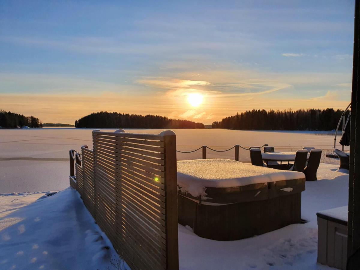 קופיו Stunning Log Cabin 45M2 On The Shore Of Kallavesi. מראה חיצוני תמונה
